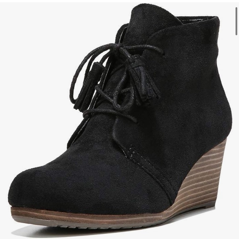 Suede black 9 wide womens wedge side zip bootie. Excellent used condition